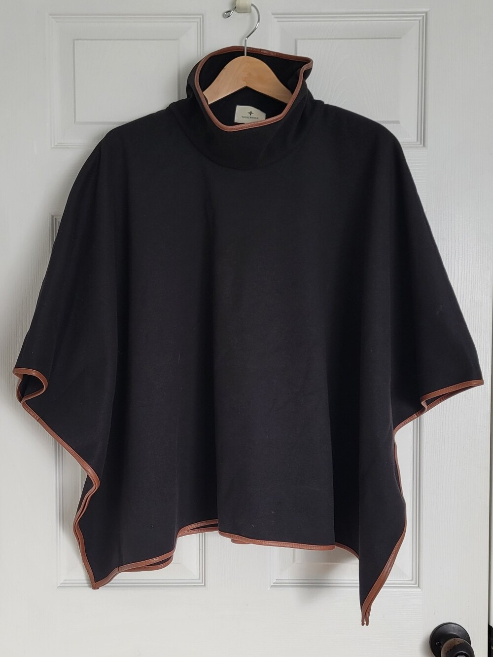 Tuckernuck Black Piper Poncho Cape with Brown Trim
